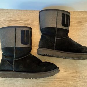 Cute Black glitter UGGS boots, size 10 women’s